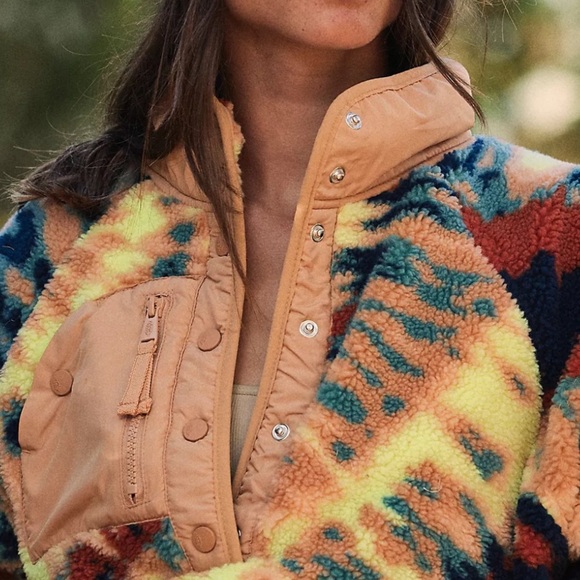 Free People- NWT Multicolored Hit The Slopes Printed Pullover - Picture 2 of 6